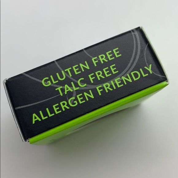 NIB RedAppleLipstick Mineral Eyeshadow-Black Magic - Picture 5 of 5